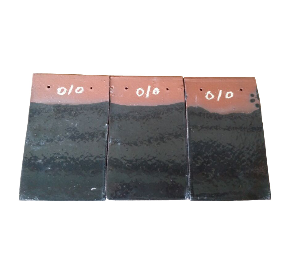 PLAIN TILES STUKS BLACK